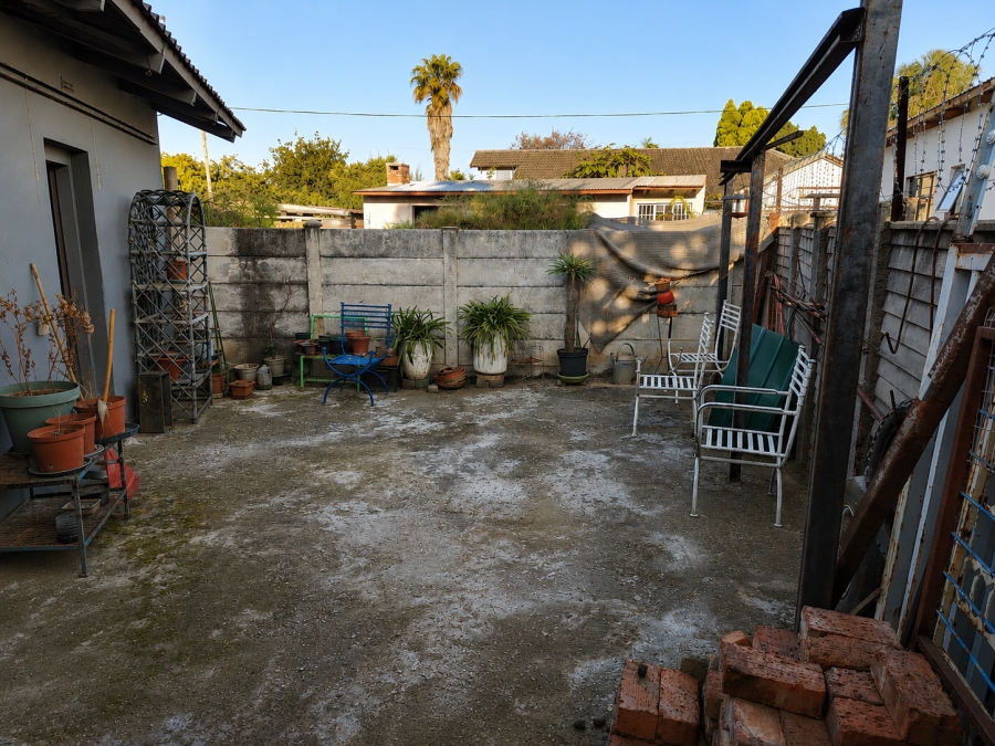 4 Bedroom Property for Sale in Oos Einde North West